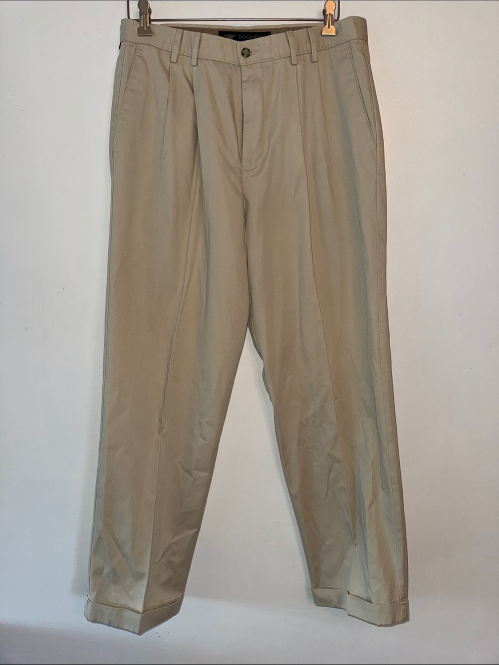 Vintage Dockers Pleated Chino Pants Mens W34 L32 Khaki Tan 100% Cotton Cuffed
